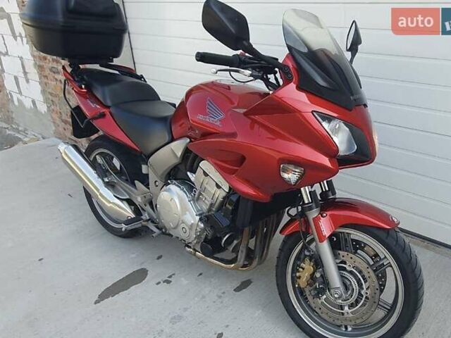 Красный Хонда CBF 1000A, объемом двигателя 1 л и пробегом 38 тыс. км за 7000 $, фото 2 на Automoto.ua