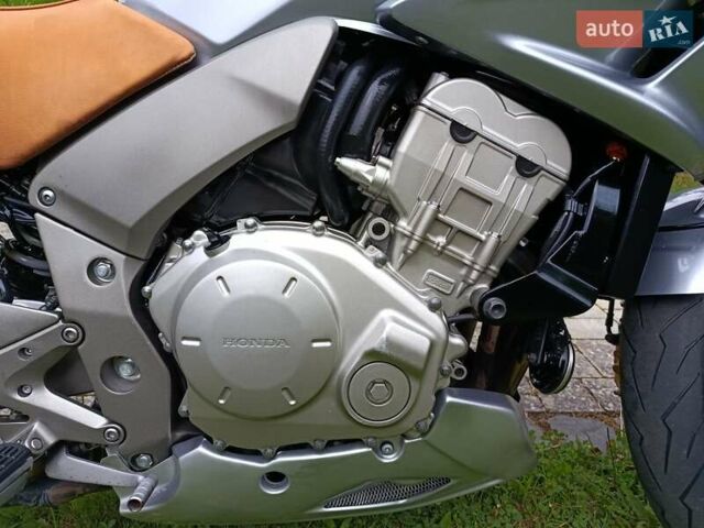 Хонда CBF 1000A, объемом двигателя 1 л и пробегом 44 тыс. км за 5900 $, фото 14 на Automoto.ua