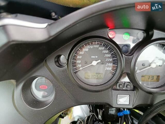 Хонда CBF 1000A, объемом двигателя 1 л и пробегом 44 тыс. км за 5900 $, фото 9 на Automoto.ua