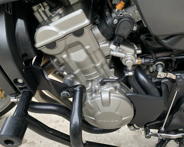 Хонда CBF 600N, объемом двигателя 0 л и пробегом 60 тыс. км за 5500 $, фото 16 на Automoto.ua