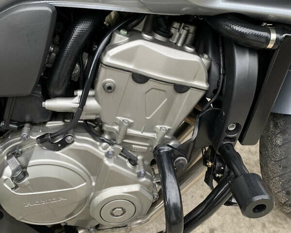 Хонда CBF 600N, объемом двигателя 0 л и пробегом 60 тыс. км за 5500 $, фото 15 на Automoto.ua