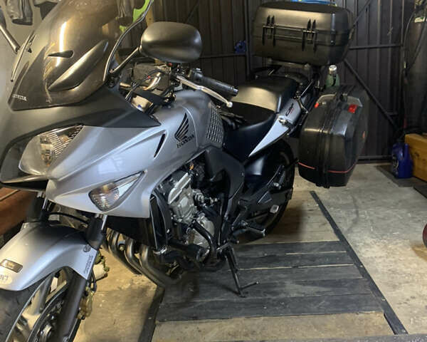 Хонда CBF 600N, объемом двигателя 0 л и пробегом 60 тыс. км за 5500 $, фото 20 на Automoto.ua