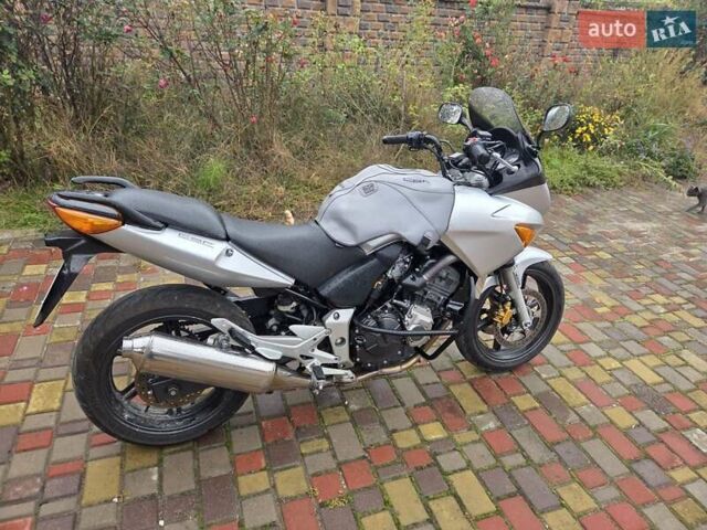Серый Хонда CBF 600N, объемом двигателя 0.6 л и пробегом 43 тыс. км за 4500 $, фото 3 на Automoto.ua