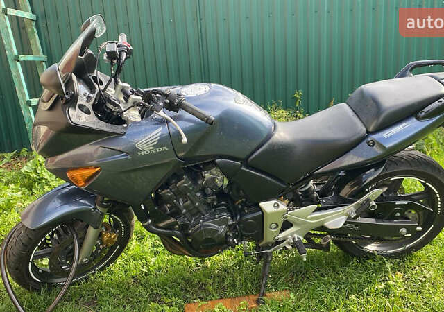 Серый Хонда CBF 600N, объемом двигателя 0.6 л и пробегом 46 тыс. км за 4800 $, фото 2 на Automoto.ua