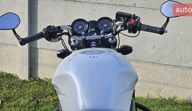 Белый Хонда CBF 600NА, объемом двигателя 0.6 л и пробегом 29 тыс. км за 5650 $, фото 13 на Automoto.ua