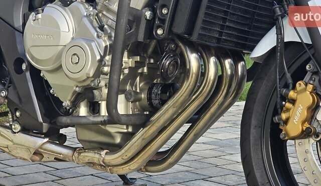 Белый Хонда CBF 600NА, объемом двигателя 0.6 л и пробегом 29 тыс. км за 5650 $, фото 34 на Automoto.ua
