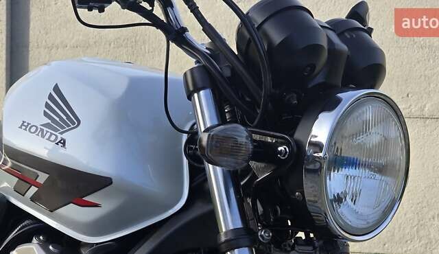 Белый Хонда CBF 600NА, объемом двигателя 0.6 л и пробегом 29 тыс. км за 5650 $, фото 36 на Automoto.ua