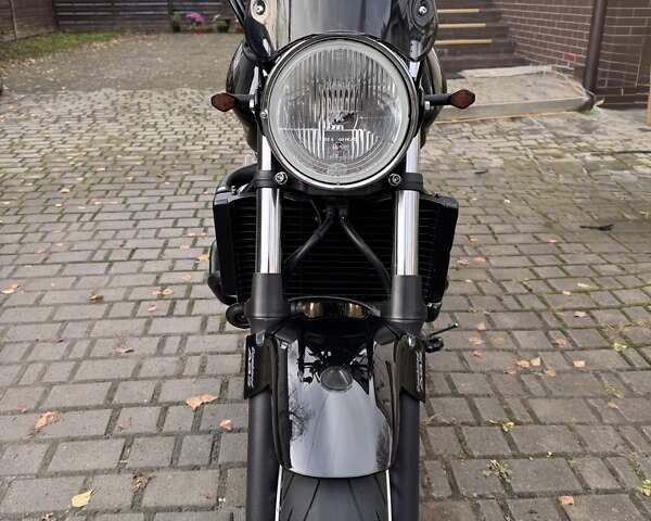 Черный Хонда CBF 600NА, объемом двигателя 0.6 л и пробегом 27 тыс. км за 5800 $, фото 4 на Automoto.ua