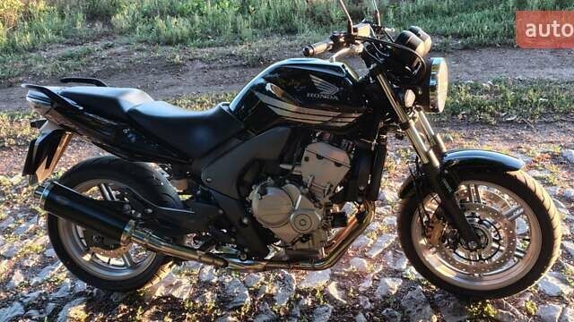 Черный Хонда CBF 600NА, объемом двигателя 0.6 л и пробегом 29 тыс. км за 5300 $, фото 3 на Automoto.ua