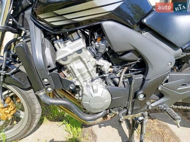 Черный Хонда CBF 600NА, объемом двигателя 0.6 л и пробегом 29 тыс. км за 5300 $, фото 21 на Automoto.ua