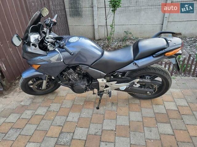 Сірий Хонда CBF 600S, об'ємом двигуна 0.6 л та пробігом 57 тис. км за 4200 $, фото 2 на Automoto.ua