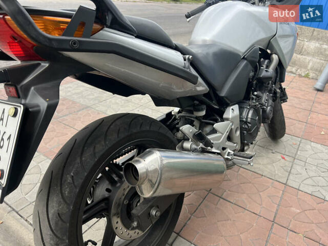 Сірий Хонда CBF 600S, об'ємом двигуна 0.65 л та пробігом 59 тис. км за 4299 $, фото 7 на Automoto.ua