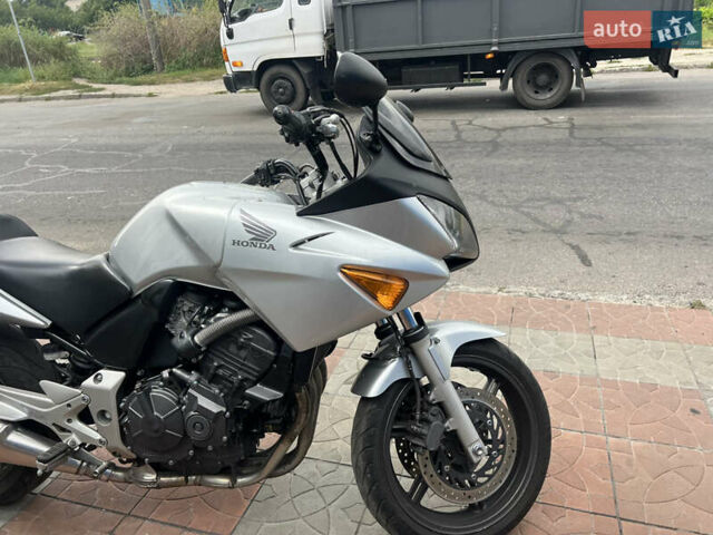 Сірий Хонда CBF 600S, об'ємом двигуна 0.65 л та пробігом 59 тис. км за 4299 $, фото 14 на Automoto.ua
