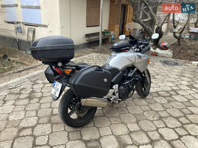 Серый Хонда CBF 600S, объемом двигателя 0.6 л и пробегом 53 тыс. км за 4200 $, фото 6 на Automoto.ua