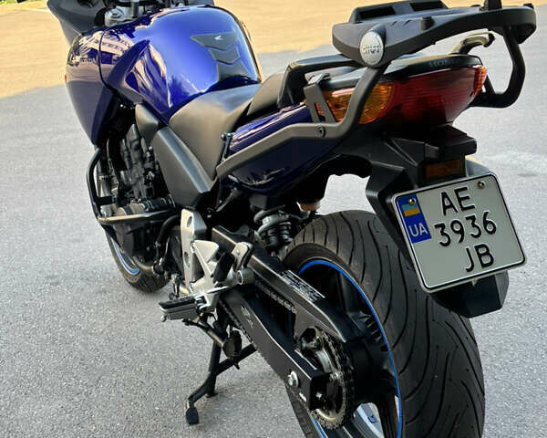Синий Хонда CBF 600S, объемом двигателя 0.6 л и пробегом 21 тыс. км за 4600 $, фото 6 на Automoto.ua