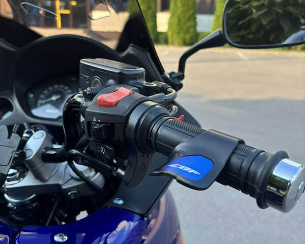 Синий Хонда CBF 600S, объемом двигателя 0.6 л и пробегом 21 тыс. км за 4600 $, фото 15 на Automoto.ua