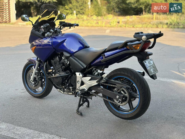 Синий Хонда CBF 600S, объемом двигателя 0.6 л и пробегом 21 тыс. км за 4600 $, фото 34 на Automoto.ua