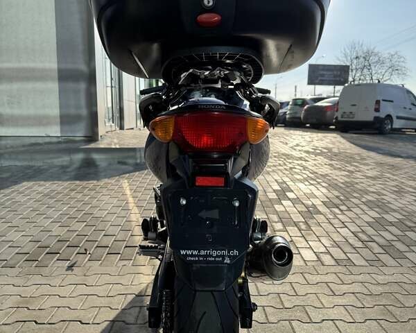 Синий Хонда CBF 600S, объемом двигателя 0.6 л и пробегом 33 тыс. км за 4499 $, фото 8 на Automoto.ua