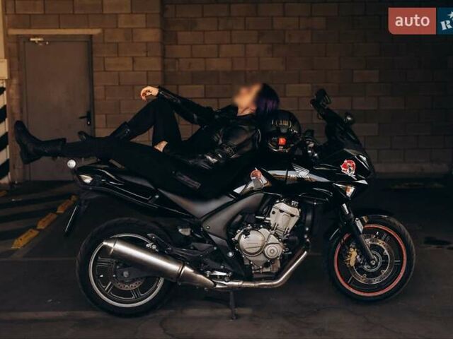 Черный Хонда CBF 600SA, объемом двигателя 0.6 л и пробегом 43 тыс. км за 5200 $, фото 12 на Automoto.ua