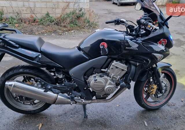 Черный Хонда CBF 600SA, объемом двигателя 0.6 л и пробегом 43 тыс. км за 5200 $, фото 2 на Automoto.ua