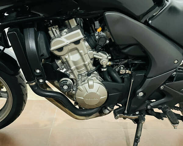 Черный Хонда CBF 600SA, объемом двигателя 0.6 л и пробегом 35 тыс. км за 5800 $, фото 5 на Automoto.ua