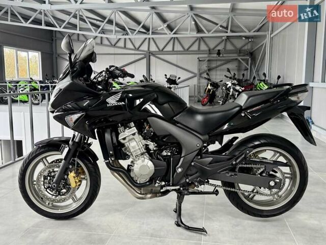 Хонда CBF 600SA, объемом двигателя 0.6 л и пробегом 16 тыс. км за 5799 $, фото 4 на Automoto.ua