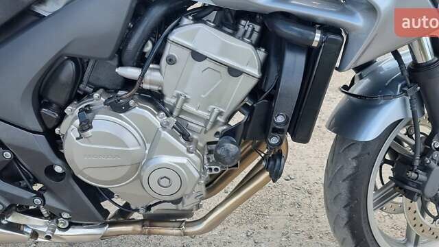 Хонда CBF 600SA, объемом двигателя 0 л и пробегом 27 тыс. км за 5650 $, фото 5 на Automoto.ua