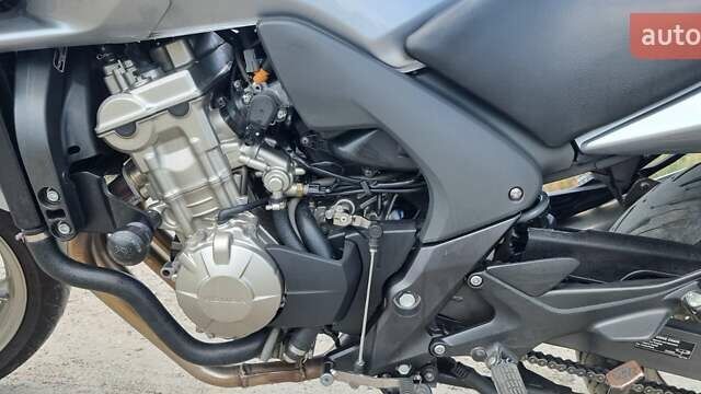 Хонда CBF 600SA, объемом двигателя 0 л и пробегом 27 тыс. км за 5650 $, фото 8 на Automoto.ua