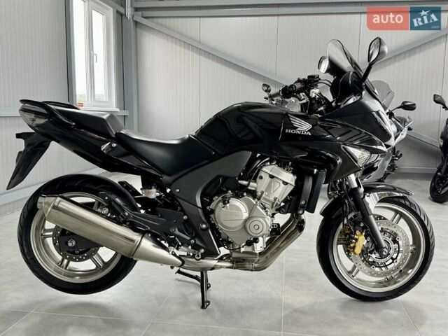 Хонда CBF 600SA, объемом двигателя 0.6 л и пробегом 16 тыс. км за 5799 $, фото 2 на Automoto.ua