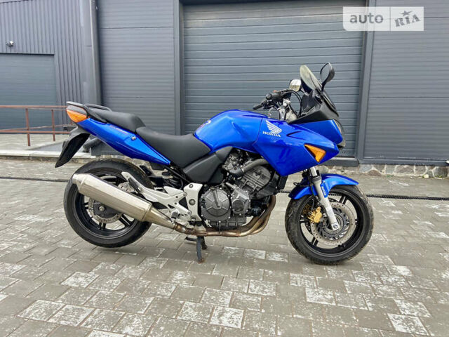 Хонда CBF 600SA, объемом двигателя 0.6 л и пробегом 31 тыс. км за 4199 $, фото 1 на Automoto.ua