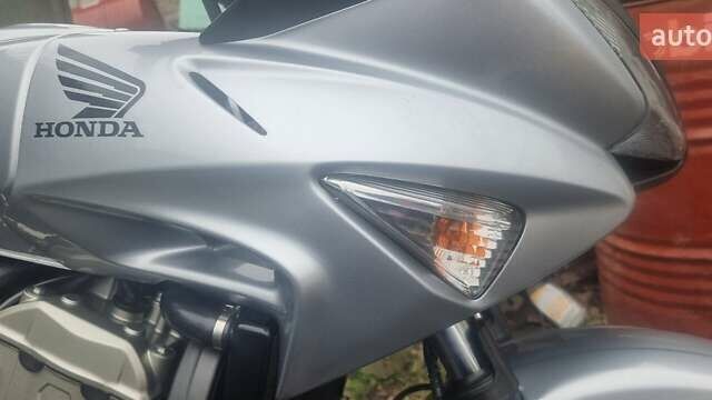 Хонда CBF 600SA, объемом двигателя 0 л и пробегом 27 тыс. км за 5650 $, фото 2 на Automoto.ua