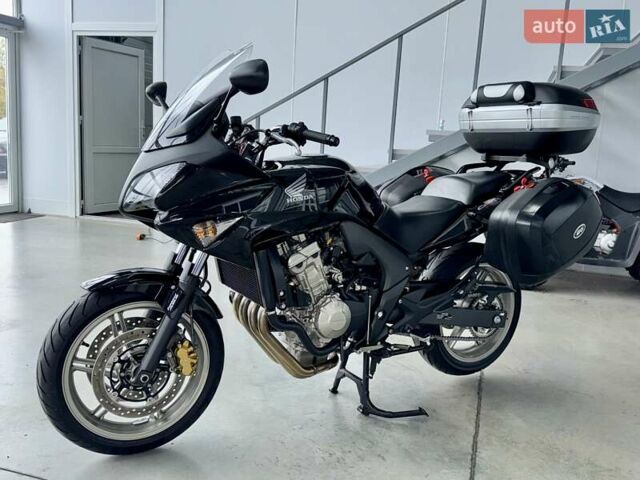Хонда CBF 600SA, объемом двигателя 0.6 л и пробегом 24 тыс. км за 5999 $, фото 3 на Automoto.ua