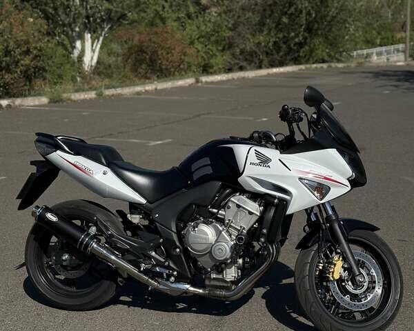 Хонда CBF 600SA, объемом двигателя 0 л и пробегом 34 тыс. км за 5850 $, фото 14 на Automoto.ua