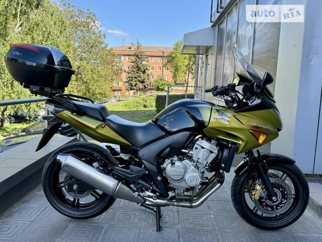 Хонда CBF 600SA, об'ємом двигуна 0.6 л та пробігом 24 тис. км за 5999 $, фото 1 на Automoto.ua