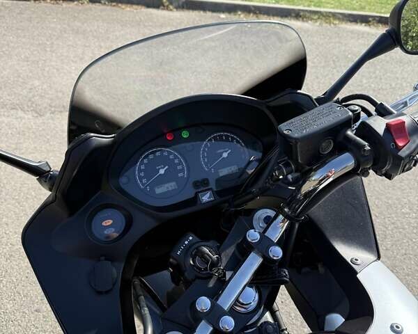 Хонда CBF 600SA, объемом двигателя 0 л и пробегом 34 тыс. км за 5850 $, фото 4 на Automoto.ua