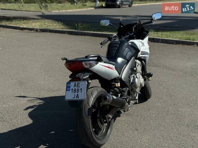 Хонда CBF 600SA, объемом двигателя 0 л и пробегом 34 тыс. км за 5850 $, фото 8 на Automoto.ua