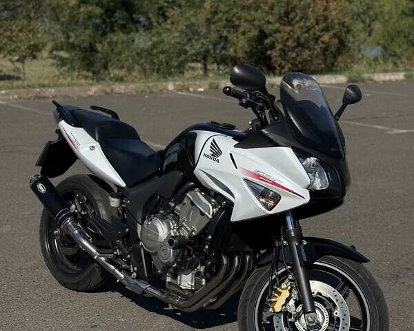 Хонда CBF 600SA, объемом двигателя 0 л и пробегом 34 тыс. км за 5850 $, фото 15 на Automoto.ua