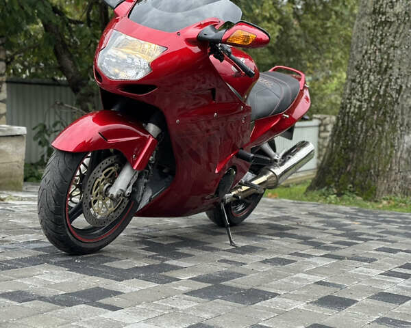 Черный Хонда CBR 1100XX Blackbird, объемом двигателя 1.1 л и пробегом 50 тыс. км за 4800 $, фото 5 на Automoto.ua