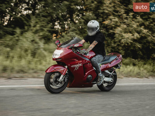 Червоний Хонда CBR 1100XX Blackbird, об'ємом двигуна 1.1 л та пробігом 74 тис. км за 6000 $, фото 9 на Automoto.ua