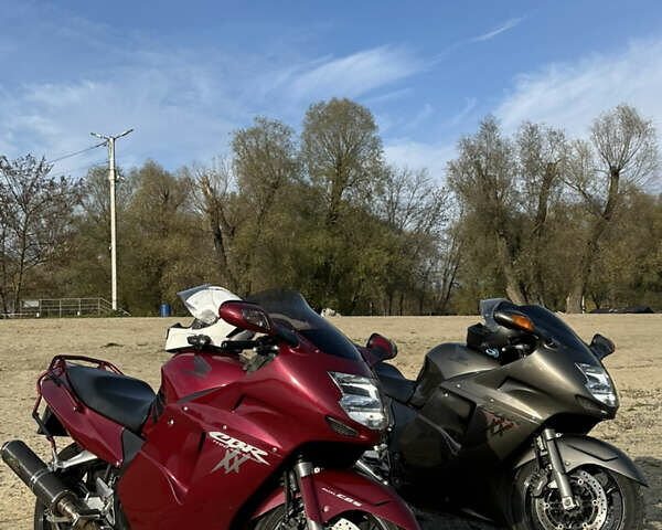 Червоний Хонда CBR 1100XX Blackbird, об'ємом двигуна 1.1 л та пробігом 74 тис. км за 6000 $, фото 13 на Automoto.ua