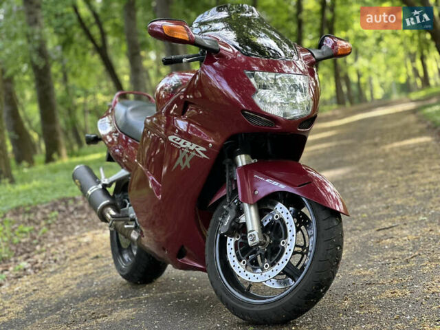 Червоний Хонда CBR 1100XX Blackbird, об'ємом двигуна 1.1 л та пробігом 74 тис. км за 6000 $, фото 3 на Automoto.ua