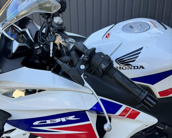 Білий Хонда CBR 250R, об'ємом двигуна 0.25 л та пробігом 10 тис. км за 3300 $, фото 11 на Automoto.ua
