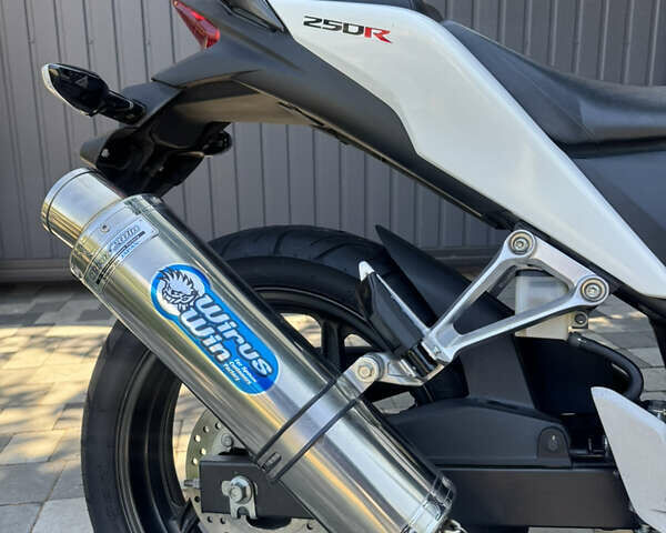 Білий Хонда CBR 250R, об'ємом двигуна 0.25 л та пробігом 10 тис. км за 3300 $, фото 10 на Automoto.ua