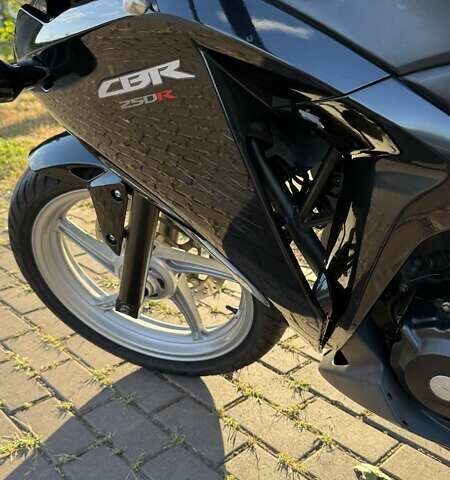 Черный Хонда CBR 250R, объемом двигателя 0.25 л и пробегом 29 тыс. км за 2600 $, фото 7 на Automoto.ua