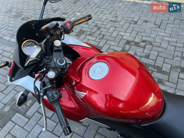 Красный Хонда CBR 250R, объемом двигателя 0.25 л и пробегом 25 тыс. км за 2500 $, фото 4 на Automoto.ua