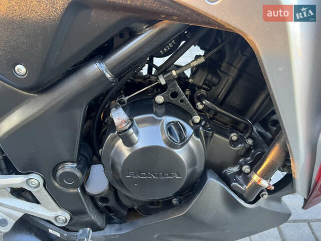 Красный Хонда CBR 250R, объемом двигателя 0.25 л и пробегом 25 тыс. км за 2500 $, фото 6 на Automoto.ua