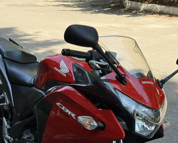Красный Хонда CBR 250R, объемом двигателя 0.25 л и пробегом 10 тыс. км за 3200 $, фото 17 на Automoto.ua