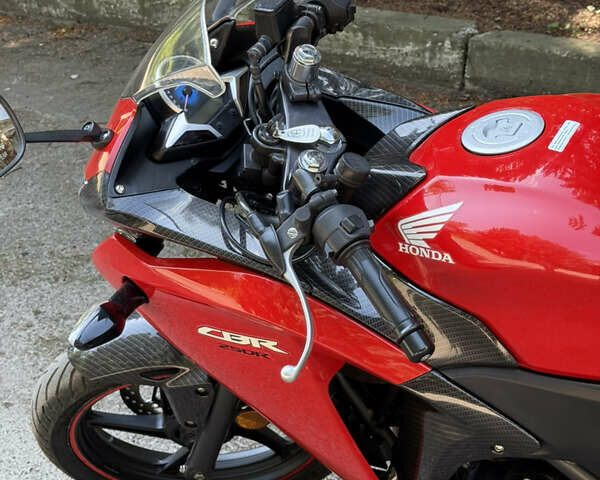 Красный Хонда CBR 250R, объемом двигателя 0.25 л и пробегом 10 тыс. км за 3200 $, фото 9 на Automoto.ua