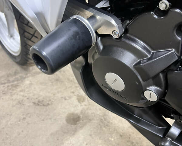 Хонда CBR 250R, объемом двигателя 0.25 л и пробегом 22 тыс. км за 2700 $, фото 5 на Automoto.ua