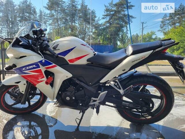 Хонда CBR 250R, об'ємом двигуна 0 л та пробігом 12 тис. км за 3350 $, фото 12 на Automoto.ua